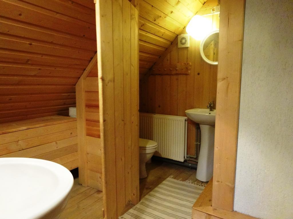 Wynajem Pokoi-Willa Pod Smrekami Zakopane Ruang foto